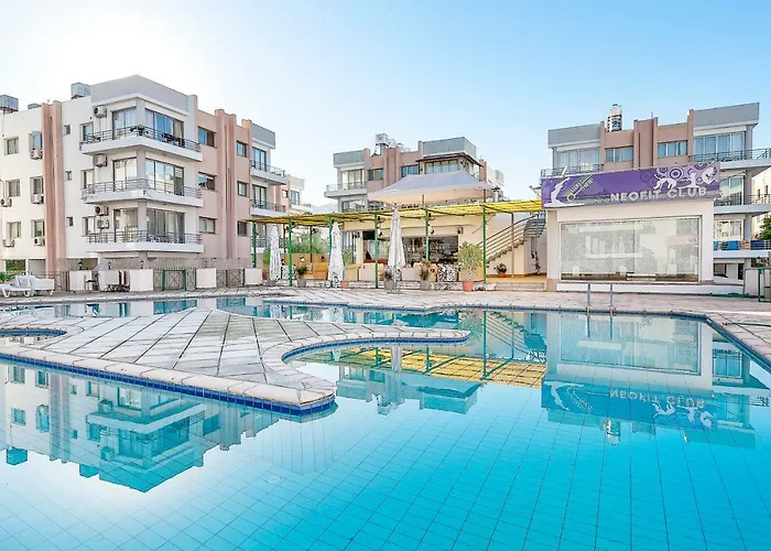 Rix Palm Apartments